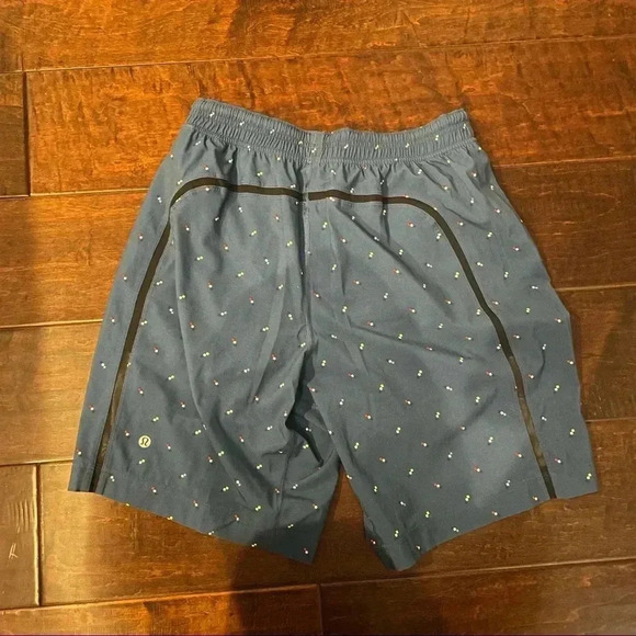 Lululemon Pace Breaker Shorts 9 inch - Picture 3 of 5